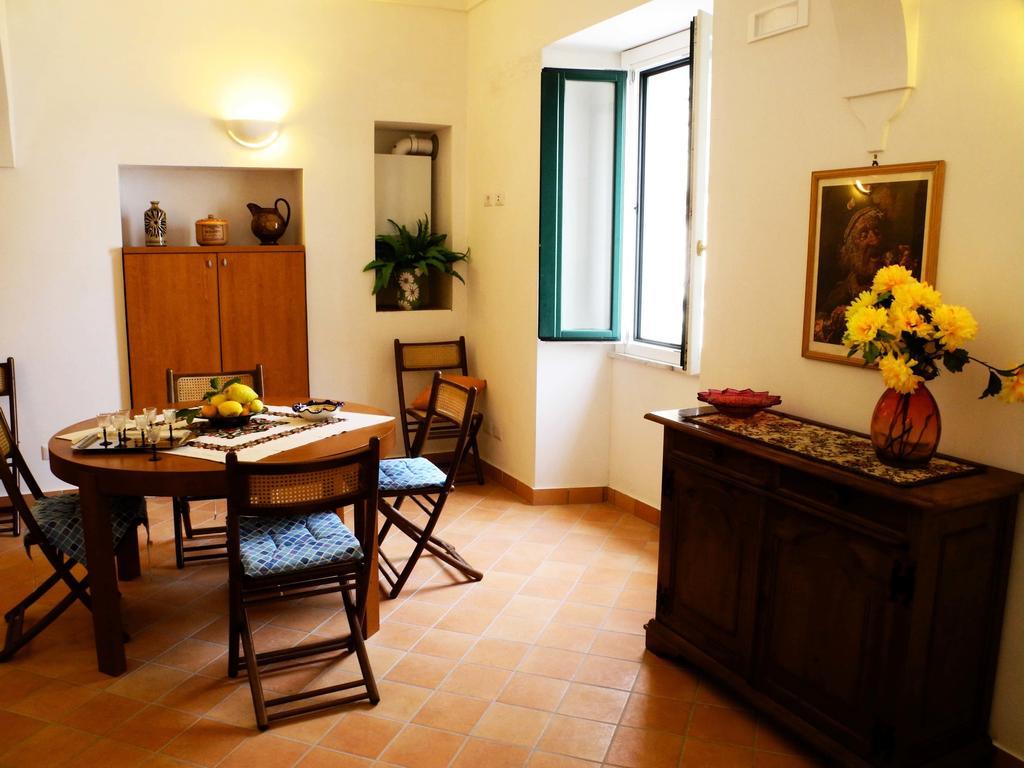 Amalfi Antica Apartment อัตรานี ห้อง รูปภาพ